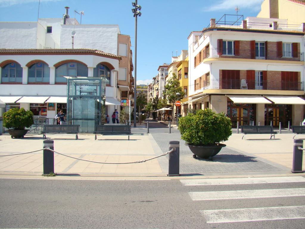 Hostal Platja Cambrils Exterior foto